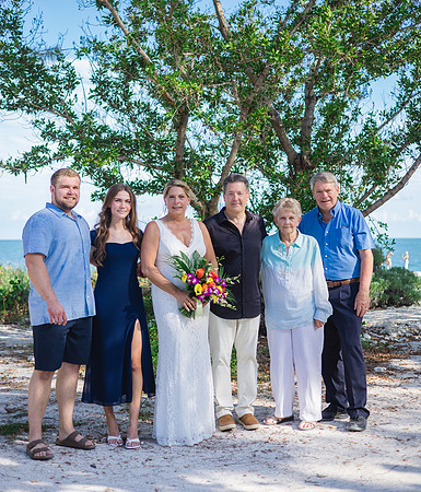 2023-06-09 Annette and Rob Fort Zachary Taylor Family Photos-0244