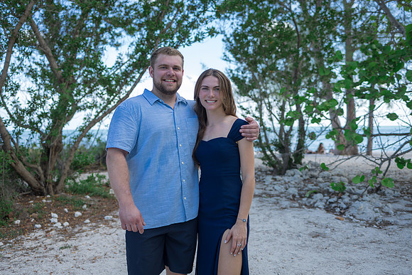 2023-06-09 Annette and Rob Fort Zachary Taylor Family Photos-0721