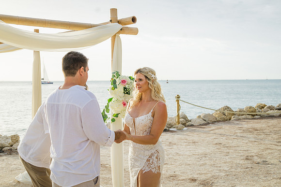 2023-07-28  Aryadne and_ Dario Wedding Proofing Album part2-0086