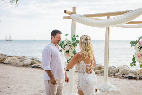2023-07-28  Aryadne and_ Dario Wedding Proofing Album-