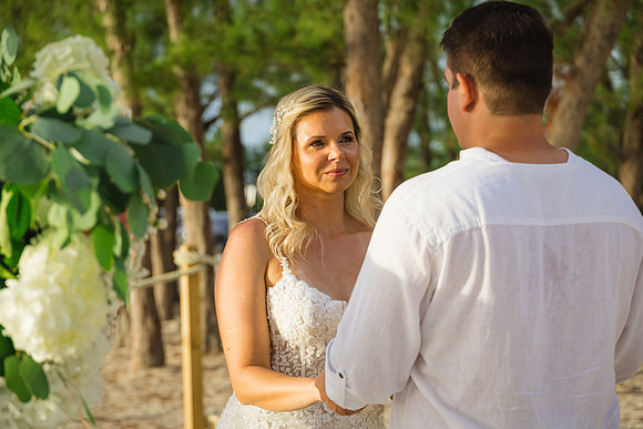 2023-07-28  Aryadne and_ Dario Wedding Proofing Album part2-0084