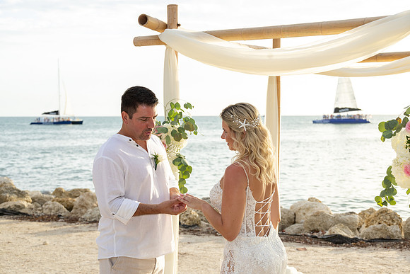 2023-07-28  Aryadne and_ Dario Wedding Proofing Album part2-0016