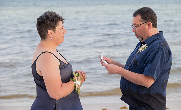 2023-05-11 Smathers Beach Wedding Key West -2-7