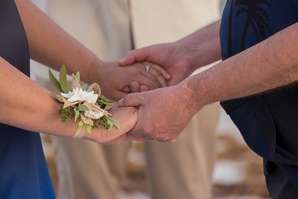 2023-05-11 Smathers Beach Wedding Key West -2-11