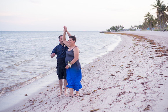 2023-05-11 Smathers Beach Wedding Key West -0042