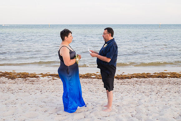 2023-05-11 Smathers Beach Wedding Key West -8360