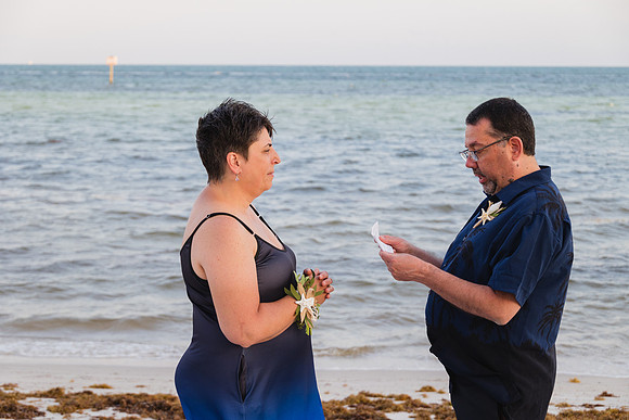 2023-05-11 Smathers Beach Wedding Key West -8362