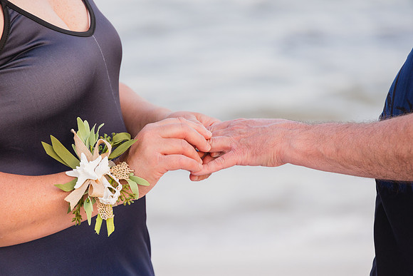 2023-05-11 Smathers Beach Wedding Key West -8394