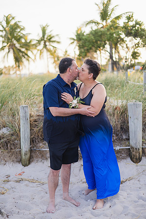 2023-05-11 Smathers Beach Wedding Key West -9660