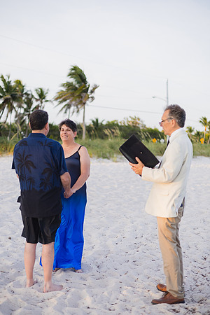 2023-05-11 Smathers Beach Wedding Key West -9718