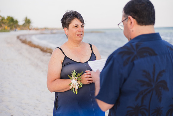2023-05-11 Smathers Beach Wedding Key West -9776