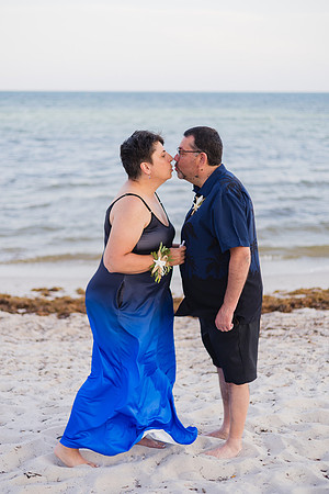2023-05-11 Smathers Beach Wedding Key West -9793