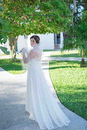 2023-04-01 Alexandra and John Lighthouse Key West Wedding social media -8039