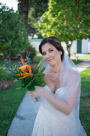 2023-04-01 Alexandra and John Lighthouse Key West Wedding social media -8100