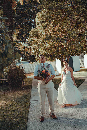 2023-04-01 Alexandra and John Lighthouse Key West Wedding social media -8166