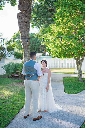 2023-04-01 Alexandra and John Lighthouse Key West Wedding social media -8184