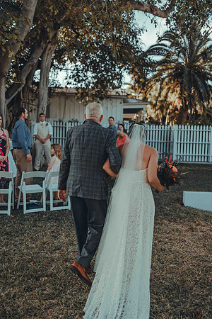2023-04-01 Alexandra and John Lighthouse Key West Wedding social media -8251
