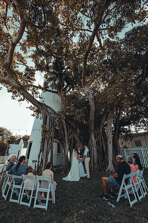 2023-04-01 Alexandra and John Lighthouse Key West Wedding social media -8352