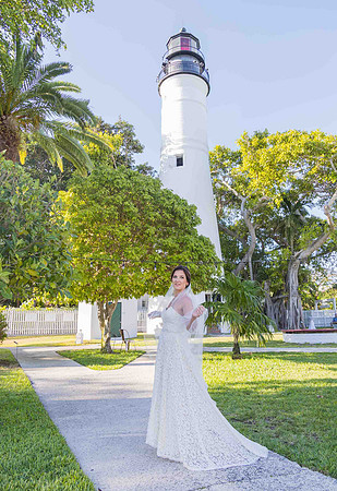 2023-04-01 Alexandra and John Lighthouse Key West Wedding social media -9258