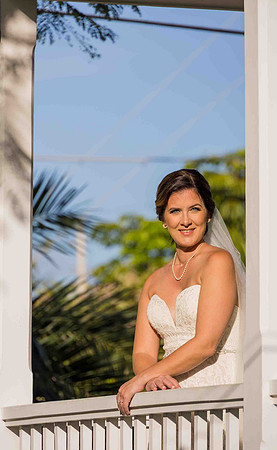 2023-04-01 Alexandra and John Lighthouse Key West Wedding social media -9274