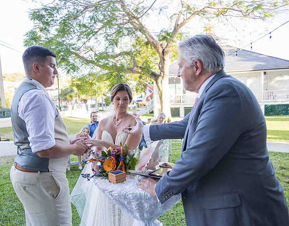 2023-04-01 Alexandra and John Lighthouse Key West Wedding social media -9389
