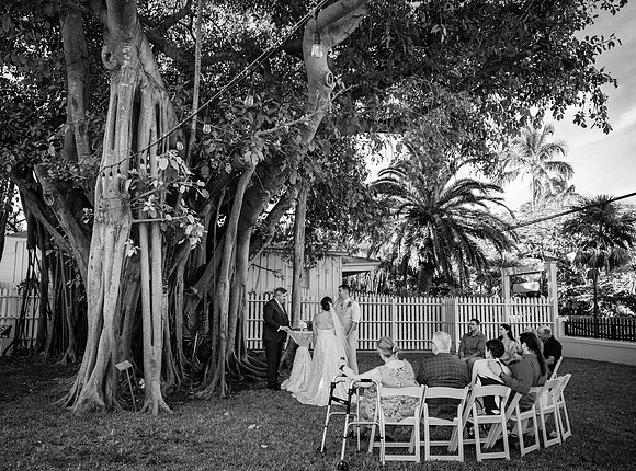 2023-04-01 Alexandra and John Lighthouse Key West Wedding social media -9414