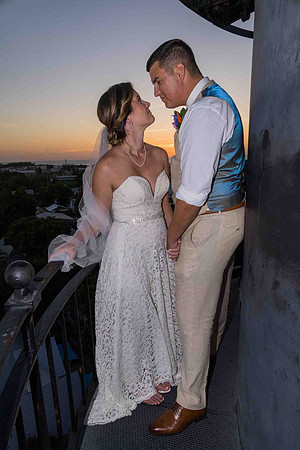 2023-04-01 Alexandra and John Lighthouse Key West Wedding social media -9619