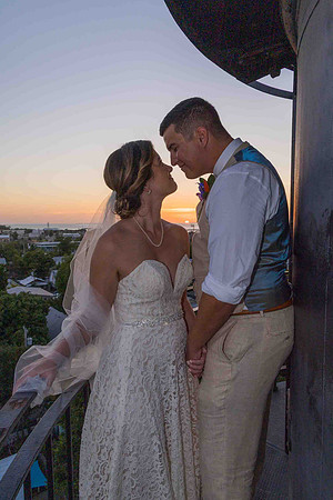 2023-04-01 Alexandra and John Lighthouse Key West Wedding social media -9611