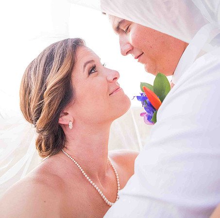 2023-04-01 Alexandra and John Lighthouse Key West Wedding social media -9673
