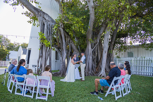 2023-04-01 Alexandra  and John  Lighthouse Key West Wedding-9408