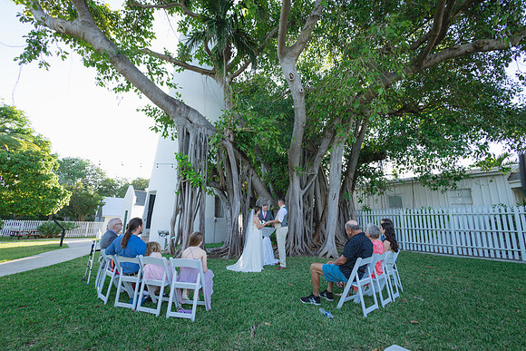 2023-04-01 Alexandra  and John  Lighthouse Key West Wedding-8347