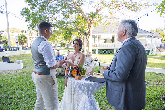 2023-04-01 Alexandra  and John  Lighthouse Key West Wedding-9383