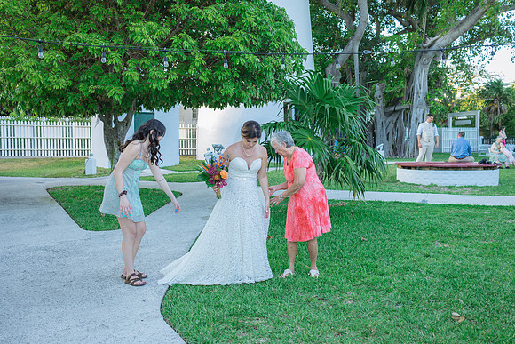 2023-04-01 Alexandra  and John  Lighthouse Key West Wedding-8518
