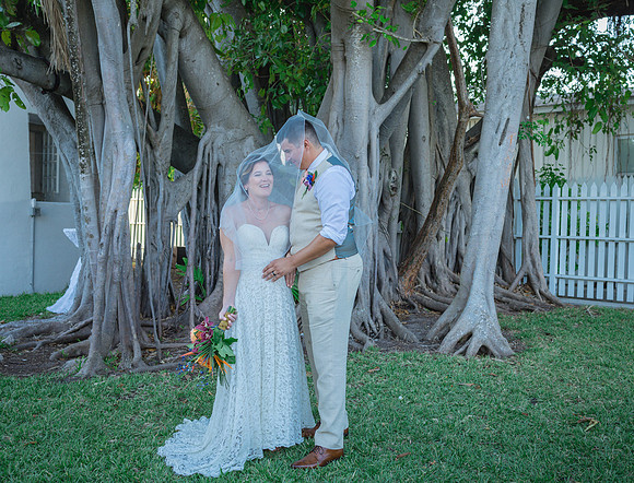 2023-04-01 Alexandra  and John  Lighthouse Key West Wedding-8456