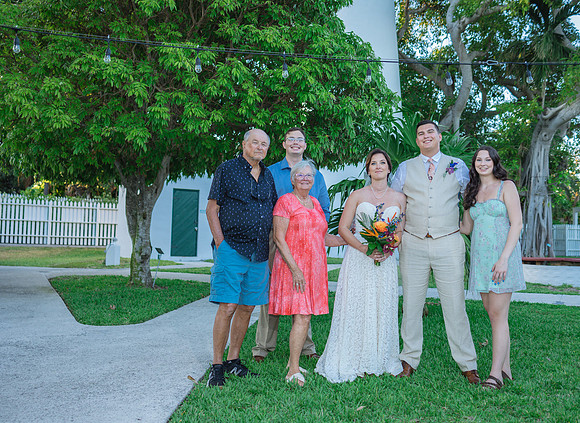 2023-04-01 Alexandra  and John  Lighthouse Key West Wedding-8553