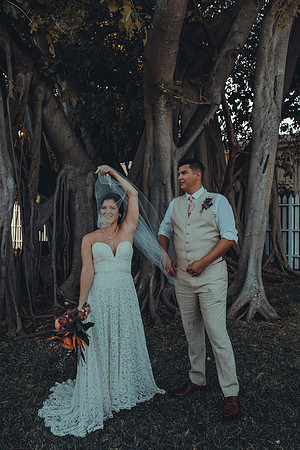 2023-04-01 Alexandra  and John  Lighthouse Key West Wedding-8458