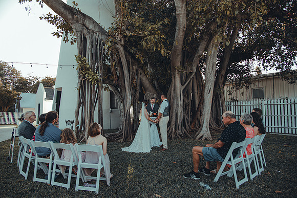 2023-04-01 Alexandra  and John  Lighthouse Key West Wedding-9418
