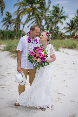 2024-04-25 Sandra and Kenneth Wedding Vow Renewal Smathers Beach, Key West -3704