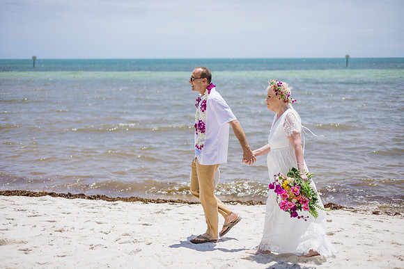 2024-04-25 Sandra and Kenneth Wedding Vow Renewal Smathers Beach, Key West -4093