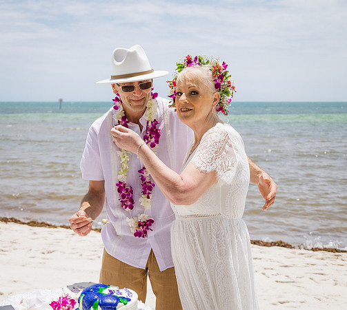 2024-04-25 Sandra and Kenneth Wedding Vow Renewal Smathers Beach, Key West -2335