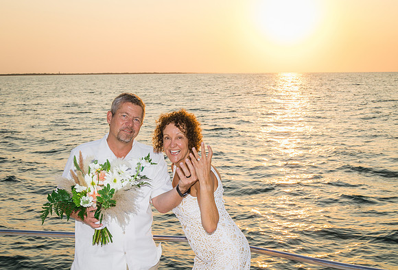 2023-05-06 Sabra and Mark Key West Sunrise Wedding-7524