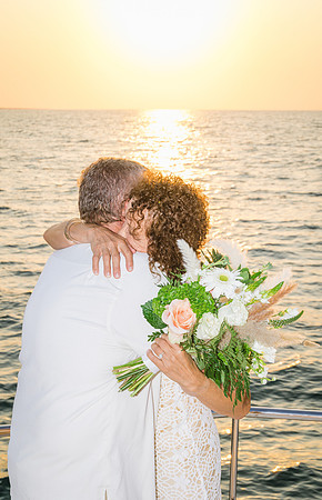 2023-05-06 Sabra and Mark Key West Sunrise Wedding-7559