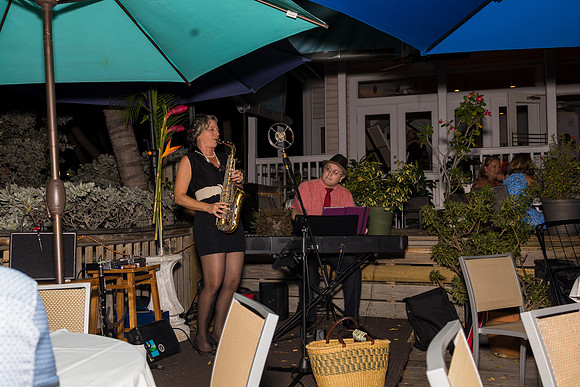 2023-04-19 Louie's 40th Anniversary Party -157