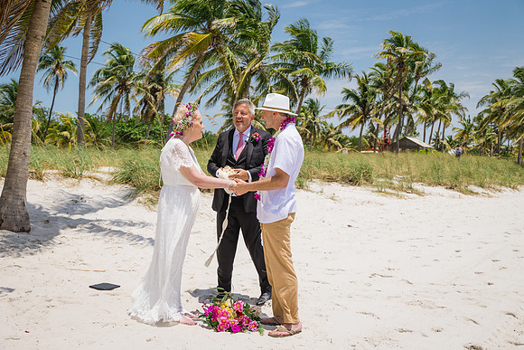2024-04-25 Sandra and Kenneth Wedding Vow Renewal Smathers Beach, Key West -2279