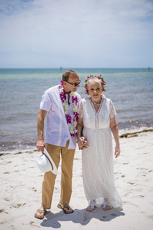 2024-04-25 Sandra and Kenneth Wedding Vow Renewal Smathers Beach, Key West -3860