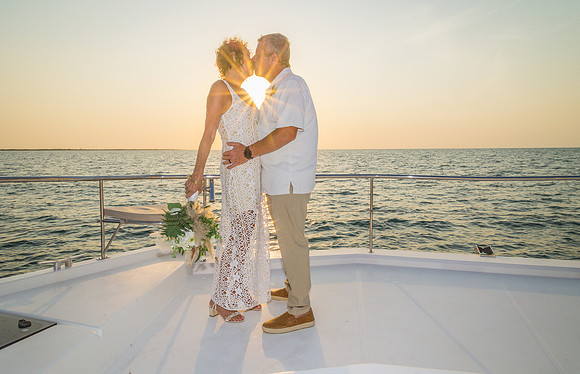 2023-05-06 Sabra and Mark Key West Sunrise Wedding-7659