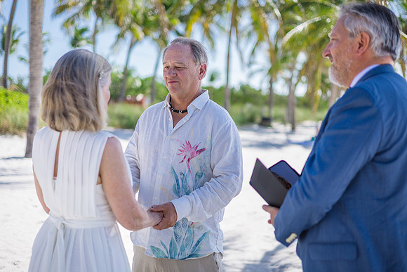 2023-05-28 Smathers Beach Wedding Vow Renewal-3-48