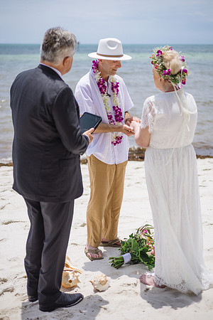 2024-04-25 Sandra and Kenneth Wedding Vow Renewal Smathers Beach, Key West -3813