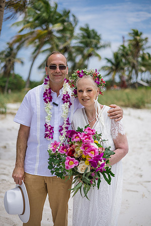 2024-04-25 Sandra and Kenneth Wedding Vow Renewal Smathers Beach, Key West -3679
