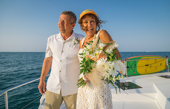 2023-05-06 Sabra and Mark Key West Sunrise Wedding-8017